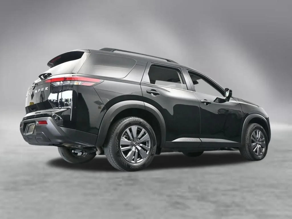 2025 Nissan Pathfinder SV - Photo 64