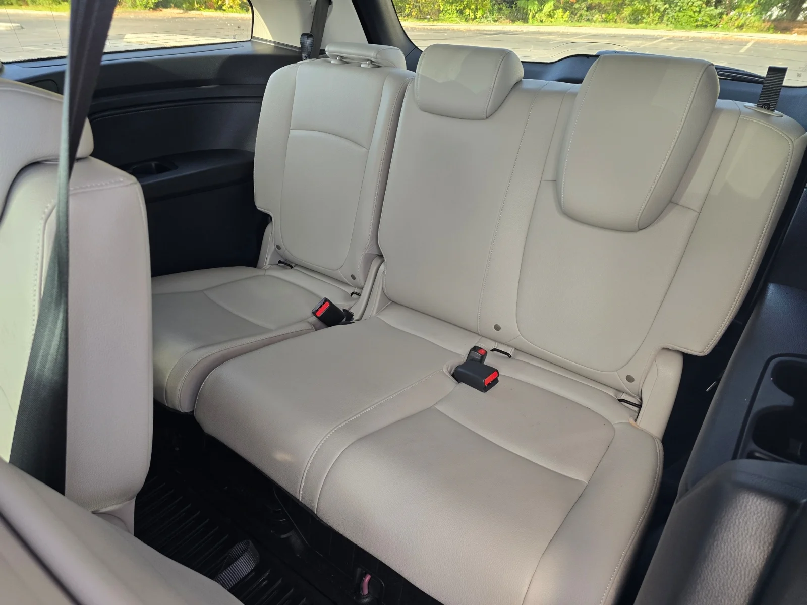 Used 2026 Radiant Red Metallic Ii Honda EX-L image 13