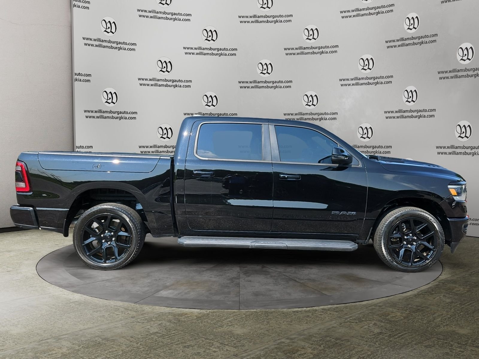 Used 2024 Black Ram Laramie image 6