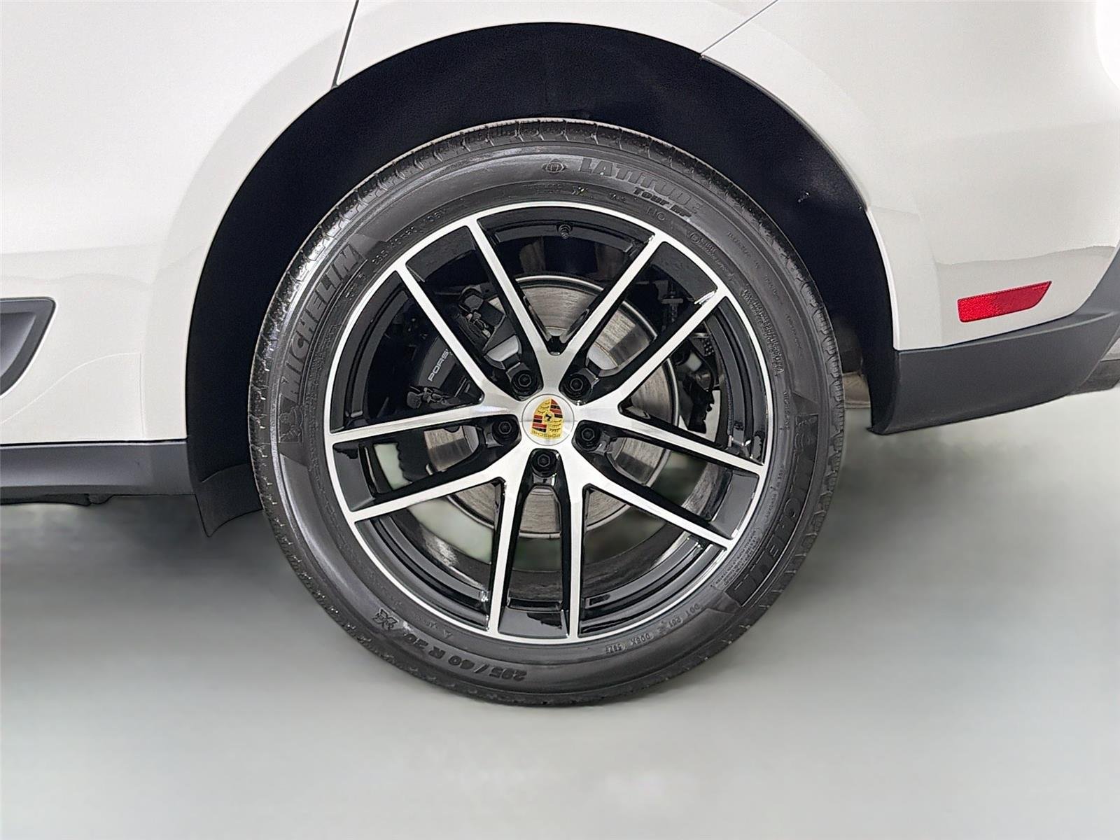Used 2026 Chalk Porsche T image 12