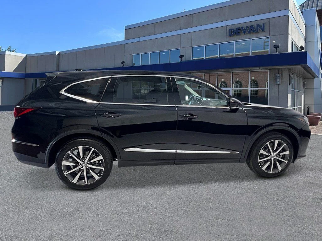 New 2026 Majestic Black Pearl Acura w/Technology Package image 8