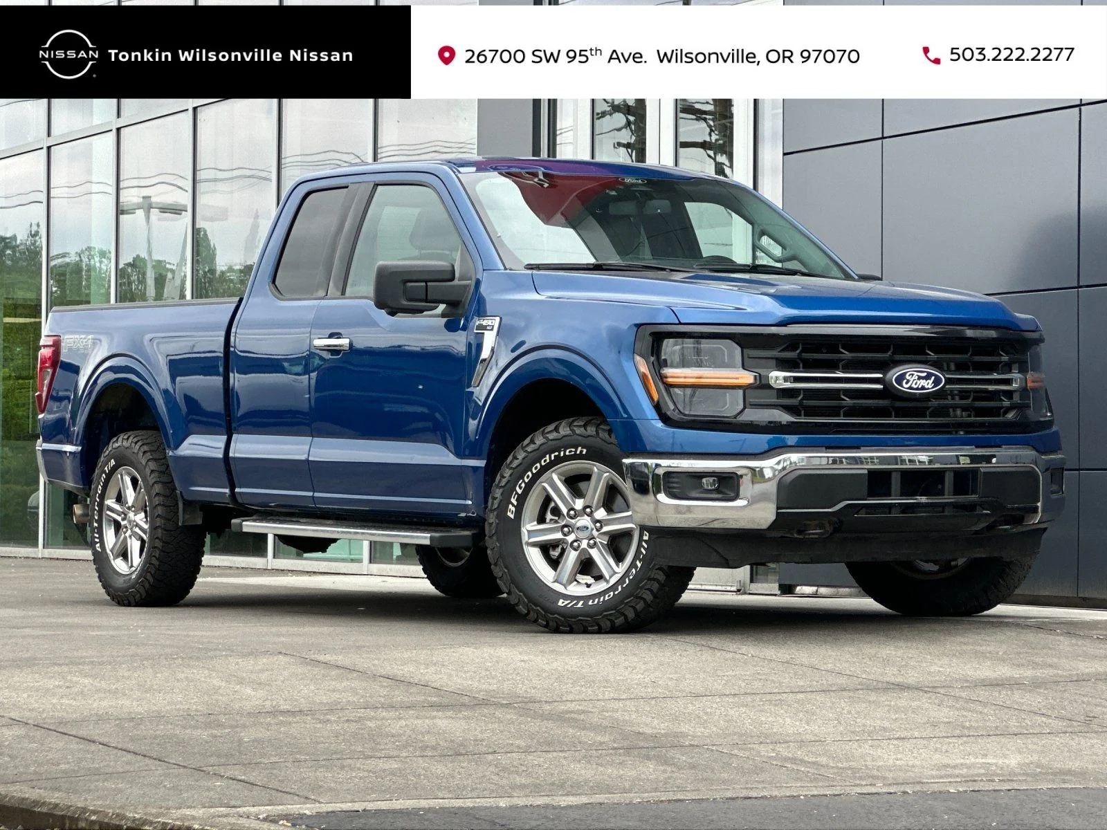 Used 2024 Atlas Blue Metallic Ford XLT image 1