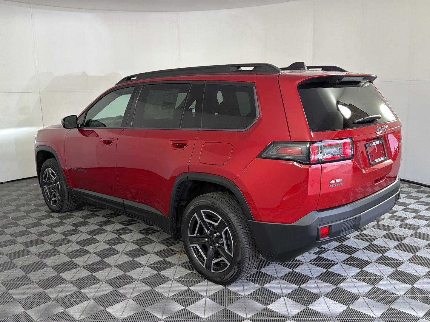 New 2026 Red Hot Pearl-Coat Exterior Paint Jeep Laredo image 6