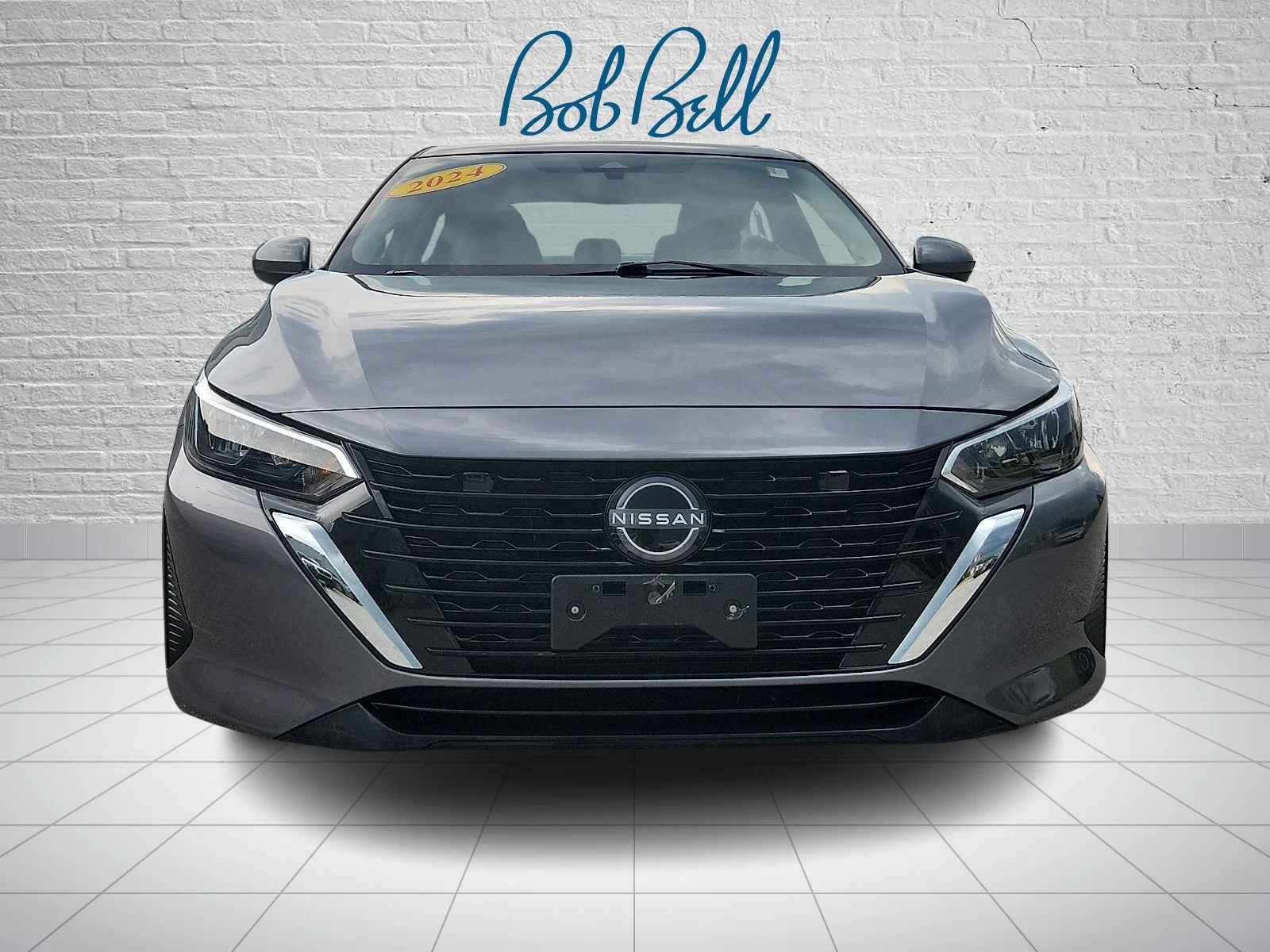 Used 2024 Gray Nissan S image 2