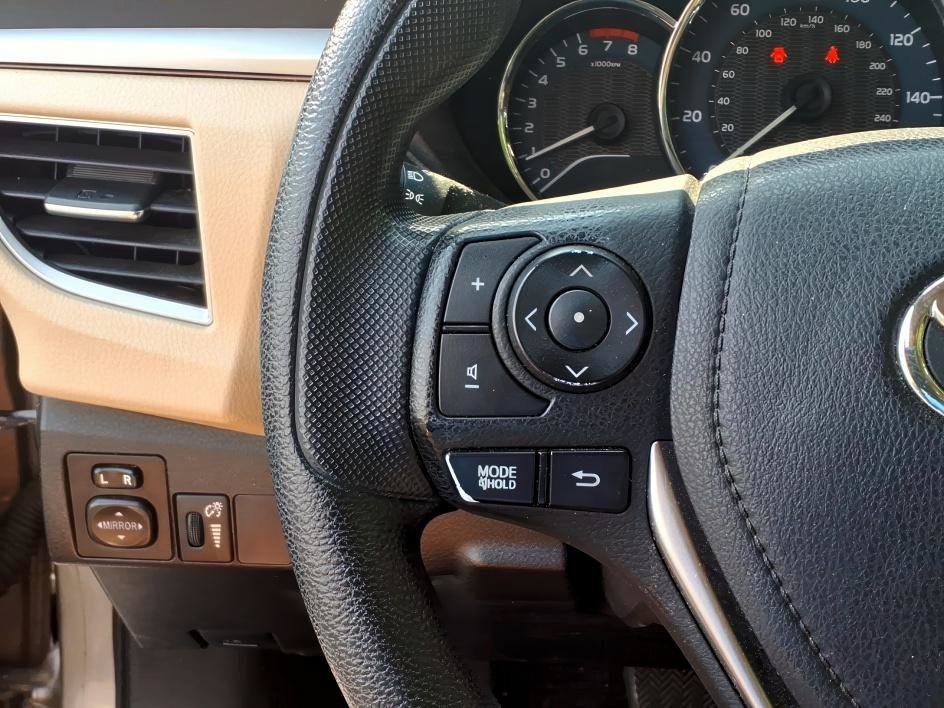 Used 2016 Brown Sugar Metallic Toyota LE image 22