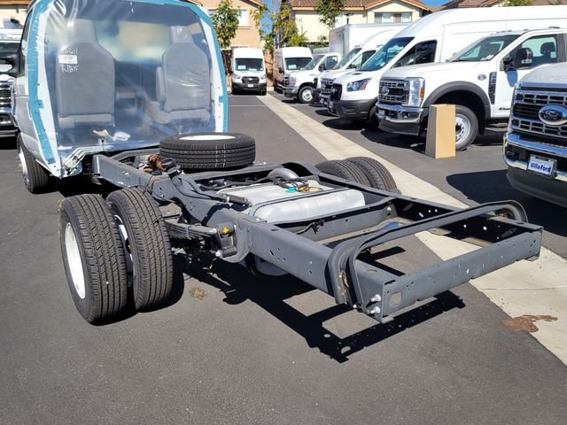 2026 Ford E-Series Cutaway Base - Photo 13