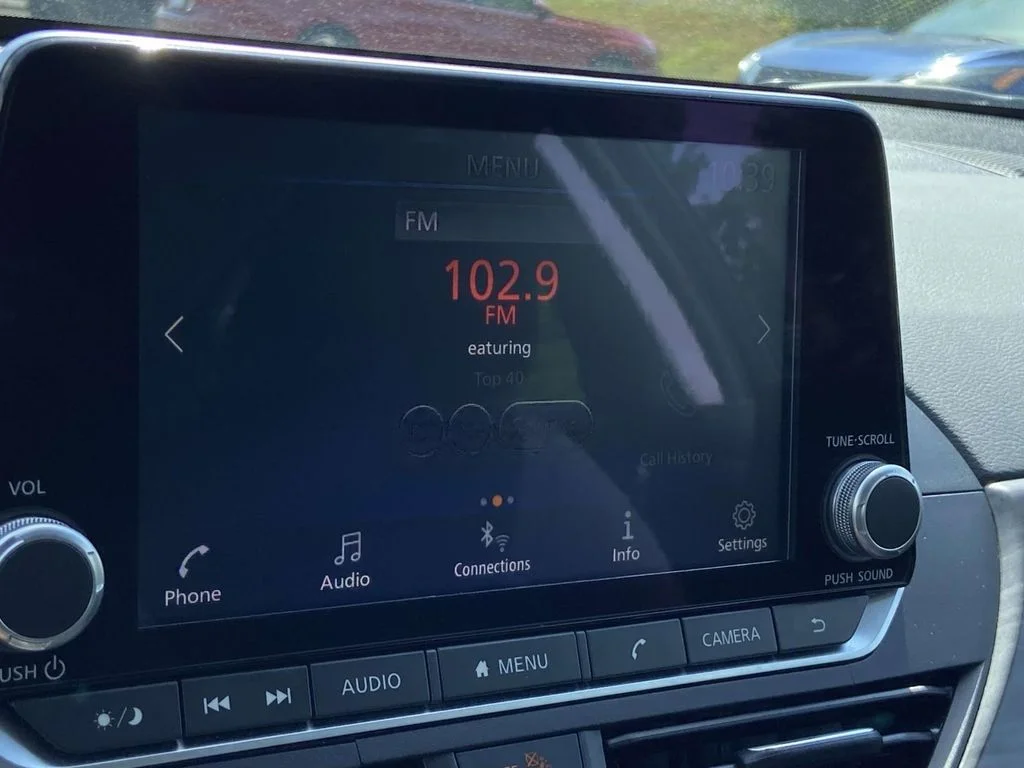 Certified Used 2025 Super Black Nissan SV image 20