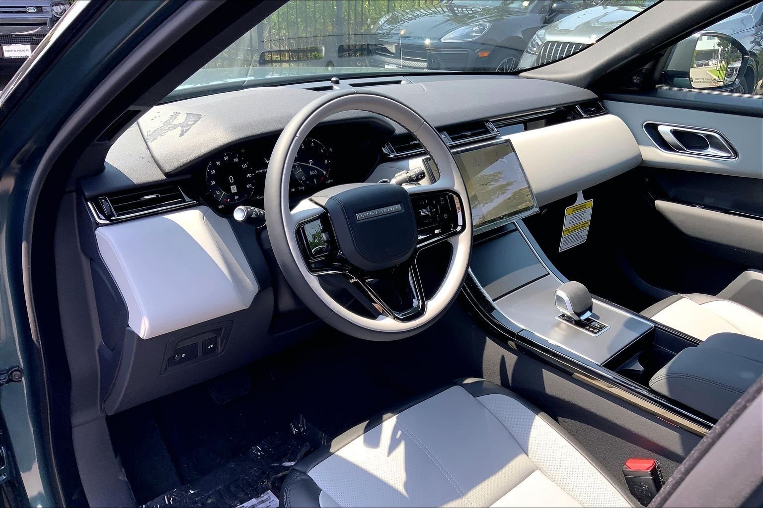New 2026 Giola Green Land Rover S image 8