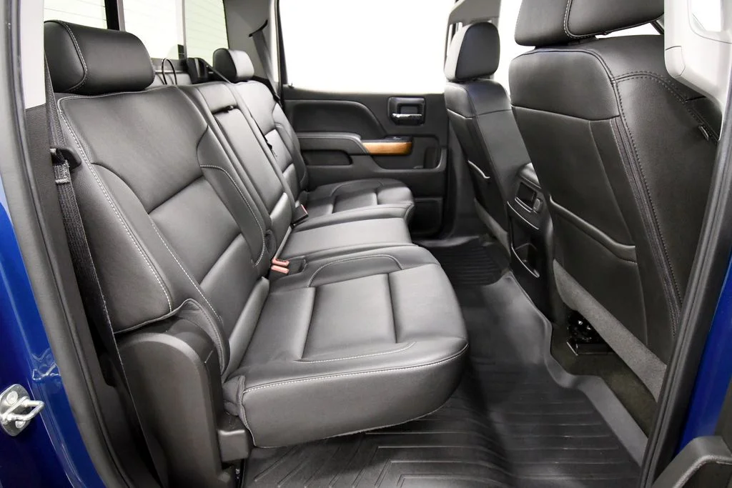 Used 2018 Blue Chevrolet LTZ image 16