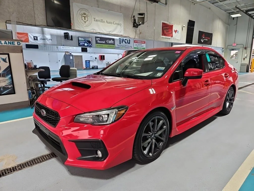 Used 2019 Red Subaru Limited image 9
