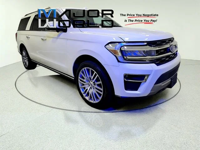 Used 2022 White Ford Limited image 2