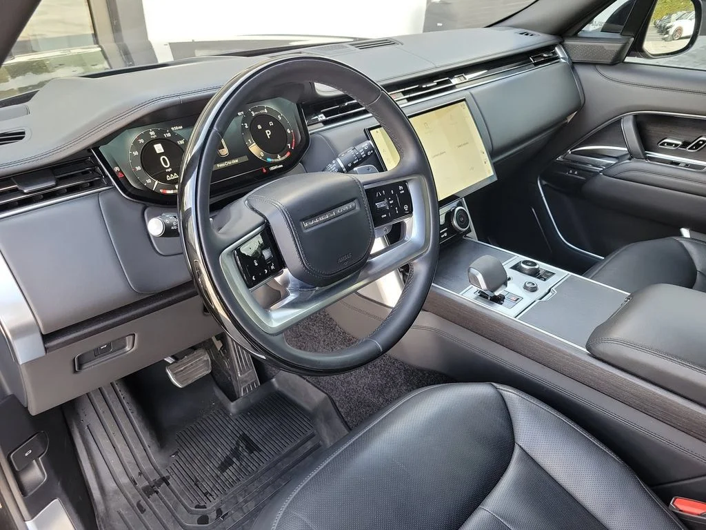 Used 2023 Santorini Black Metallic Land Rover Autobiography image 19