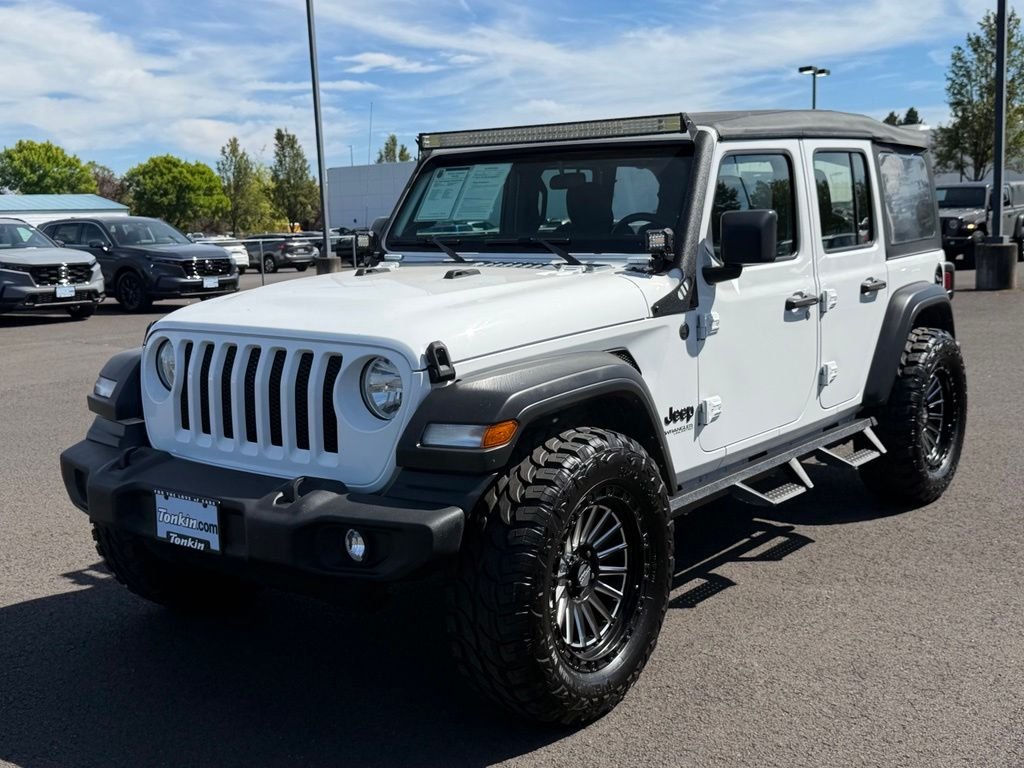 Used 2022 Bright White Clearcoat Jeep Unlimited Sport image 4