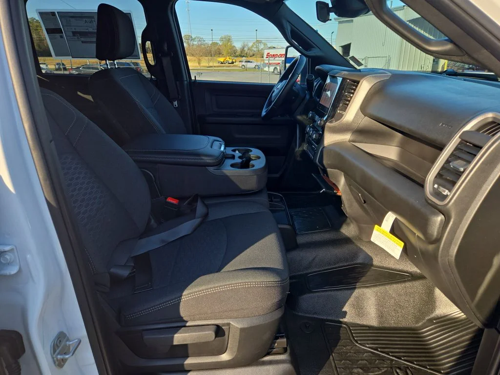 2026 RAM 3500 Chassis Tradesman - Photo 23