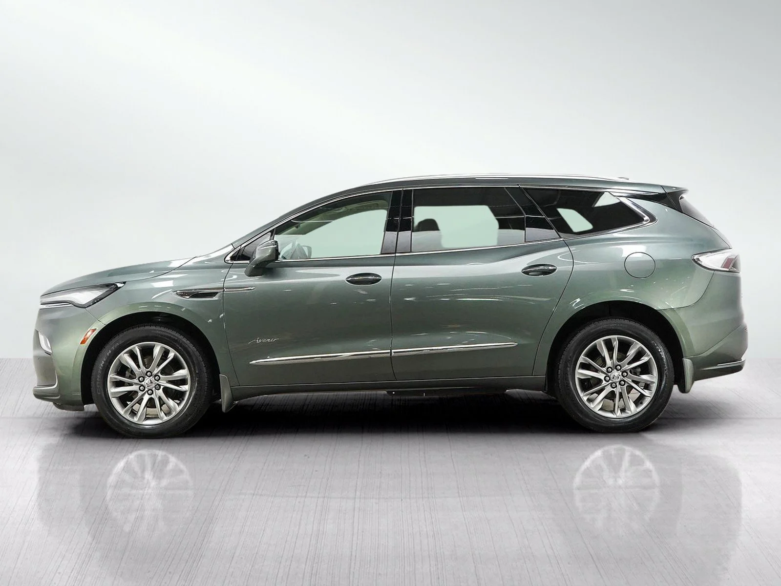 Used 2023 Buick Enclave Avenir with VIN 5GAEVCKW3PJ195155 for sale in Roseville, Minnesota