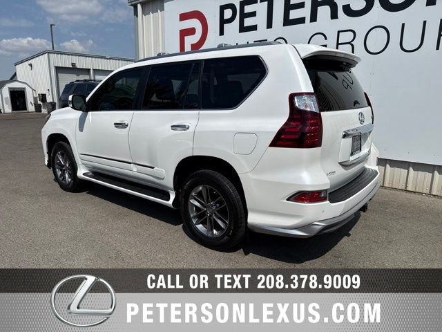 Used 2017  Lexus Luxury image 6