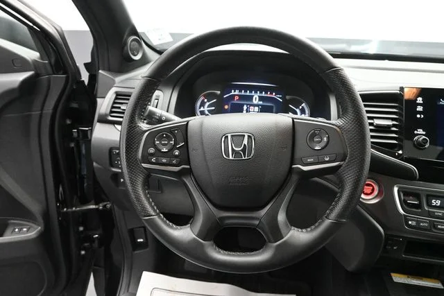 Certified Used 2023 Black Honda EX-L image 16