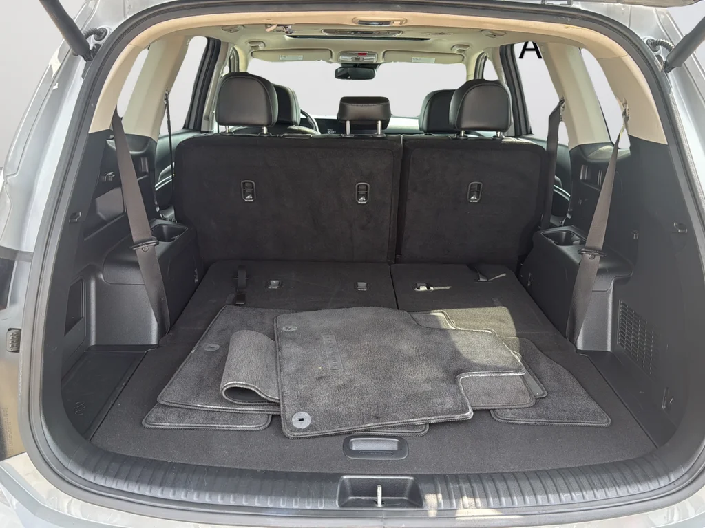 Used 2023 Gray Kia EX image 40