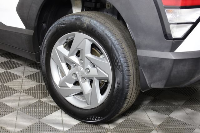 Used 2026 White Hyundai SE image 8