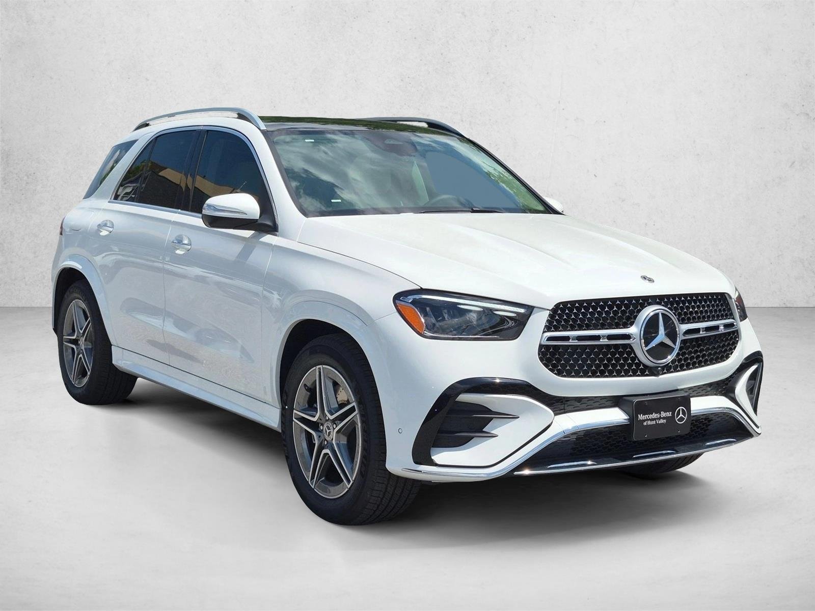 New 2026 Polar White Mercedes-Benz GLE450 image 8