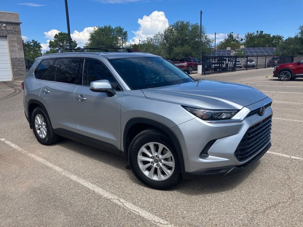 Used 2024 Silver Toyota XLE image 3