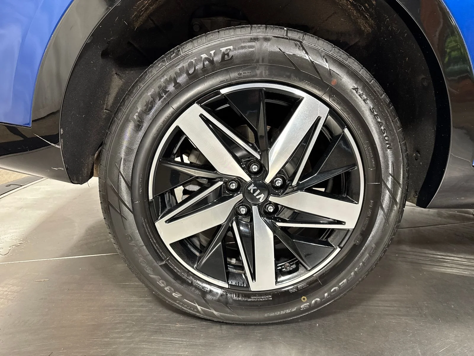 Certified Used 2021 Blue Kia EX image 13