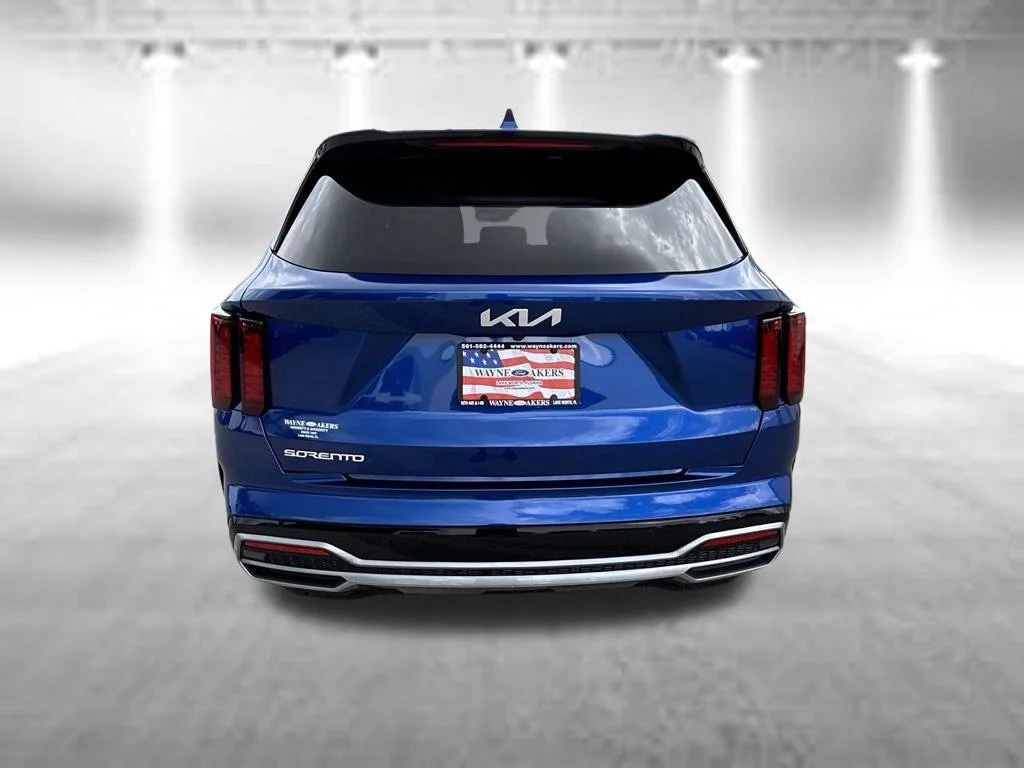 Certified Used 2023 Sapphire Blue Kia S image 5