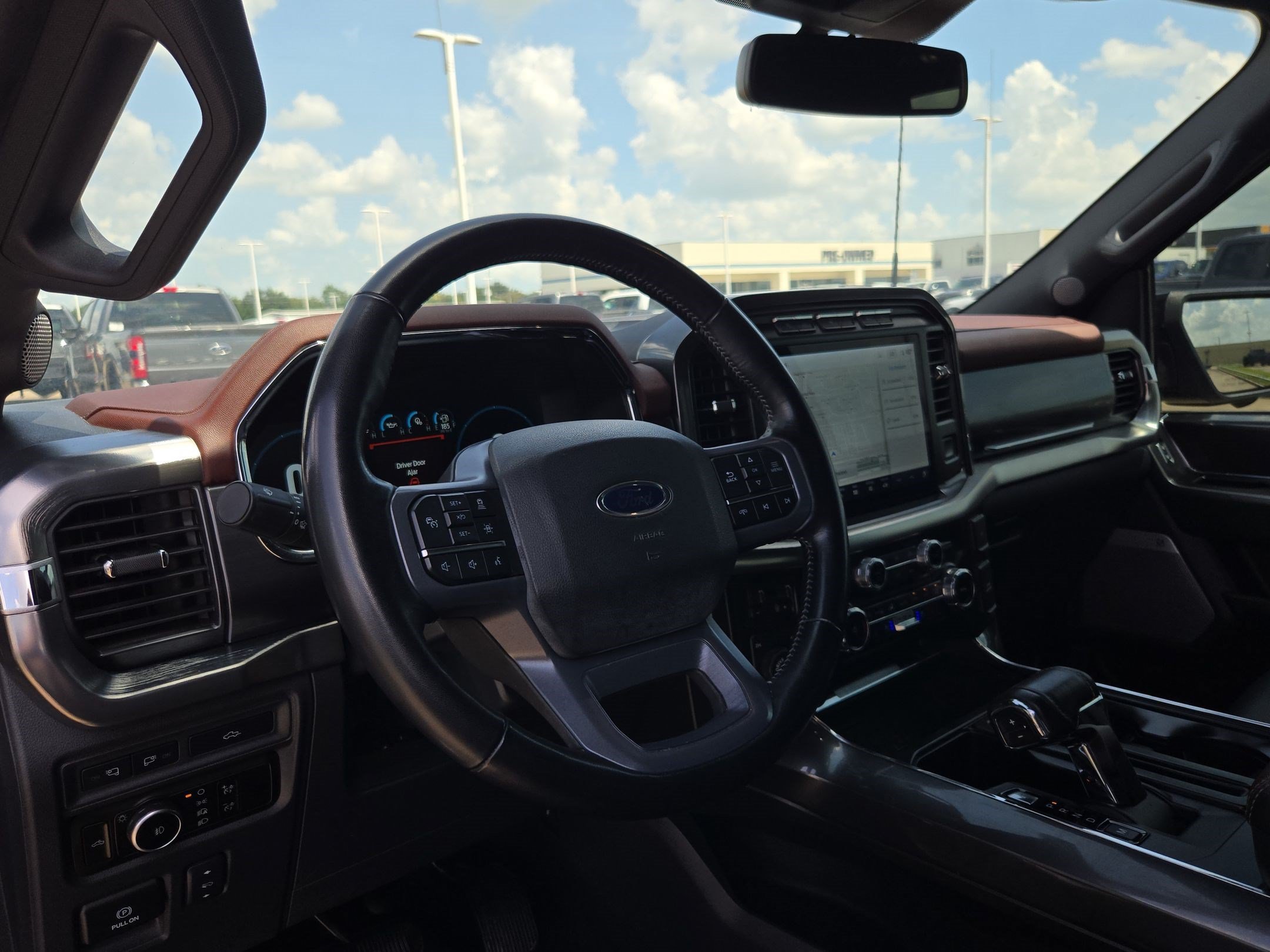 Used 2023 Agate Black Metallic Ford Lariat image 12