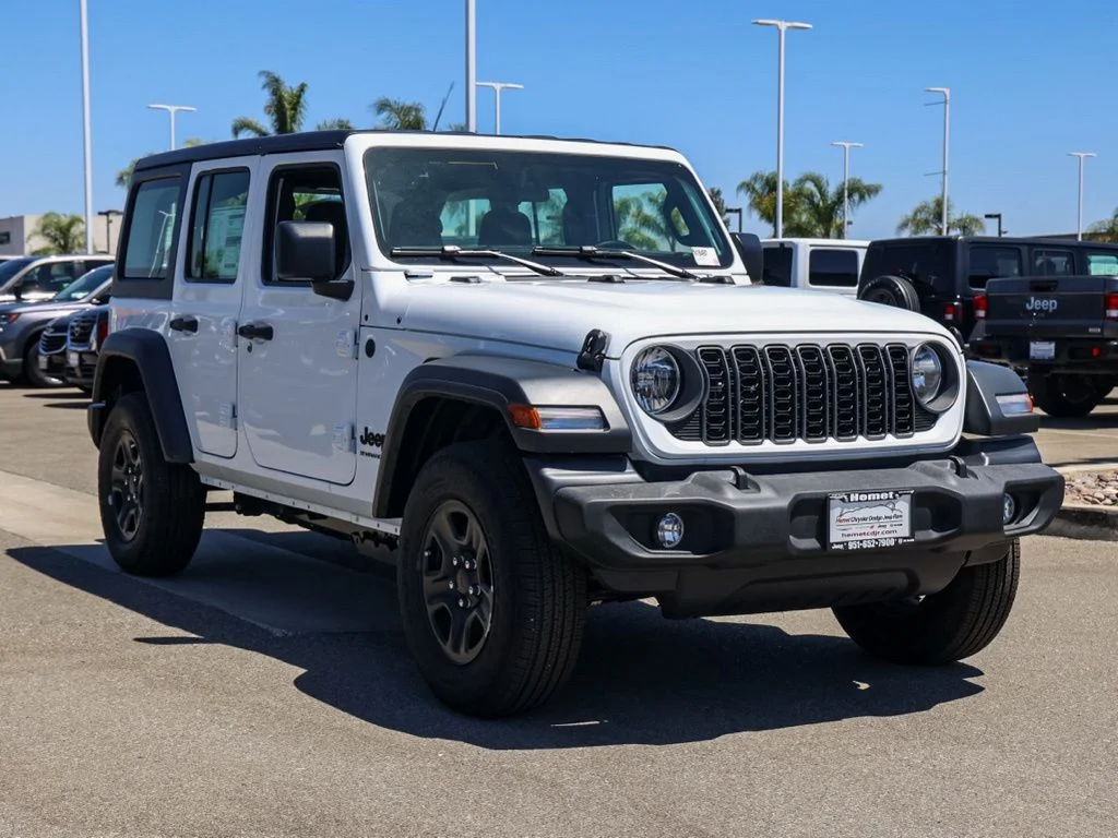 New 2026 Bright White Clearcoat Jeep Unlimited Sport image 1
