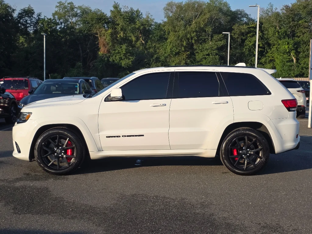 Used 2019 Bright White Clearcoat Jeep SRT image 13