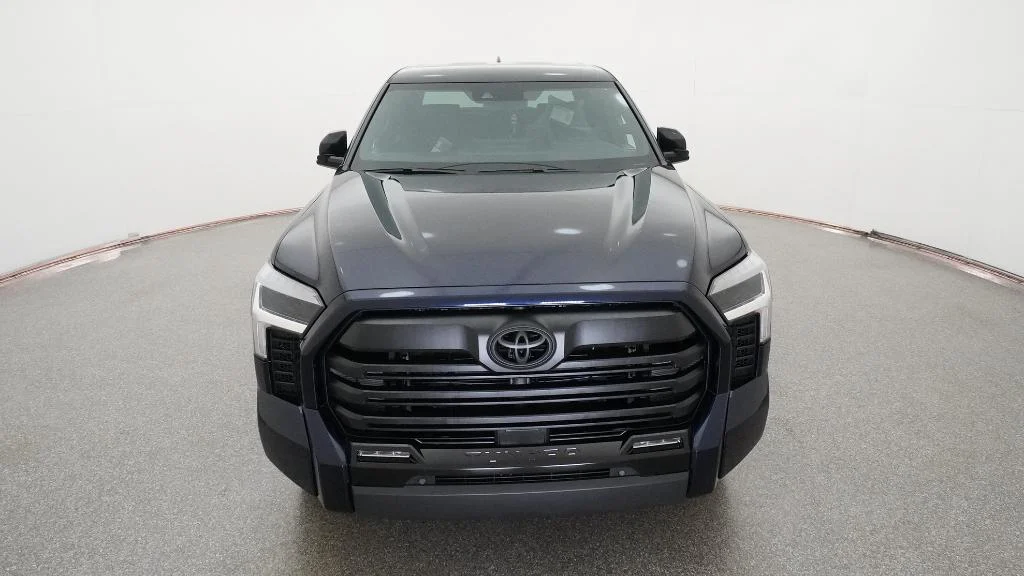 2026 Toyota Tundra Limited - Photo 18