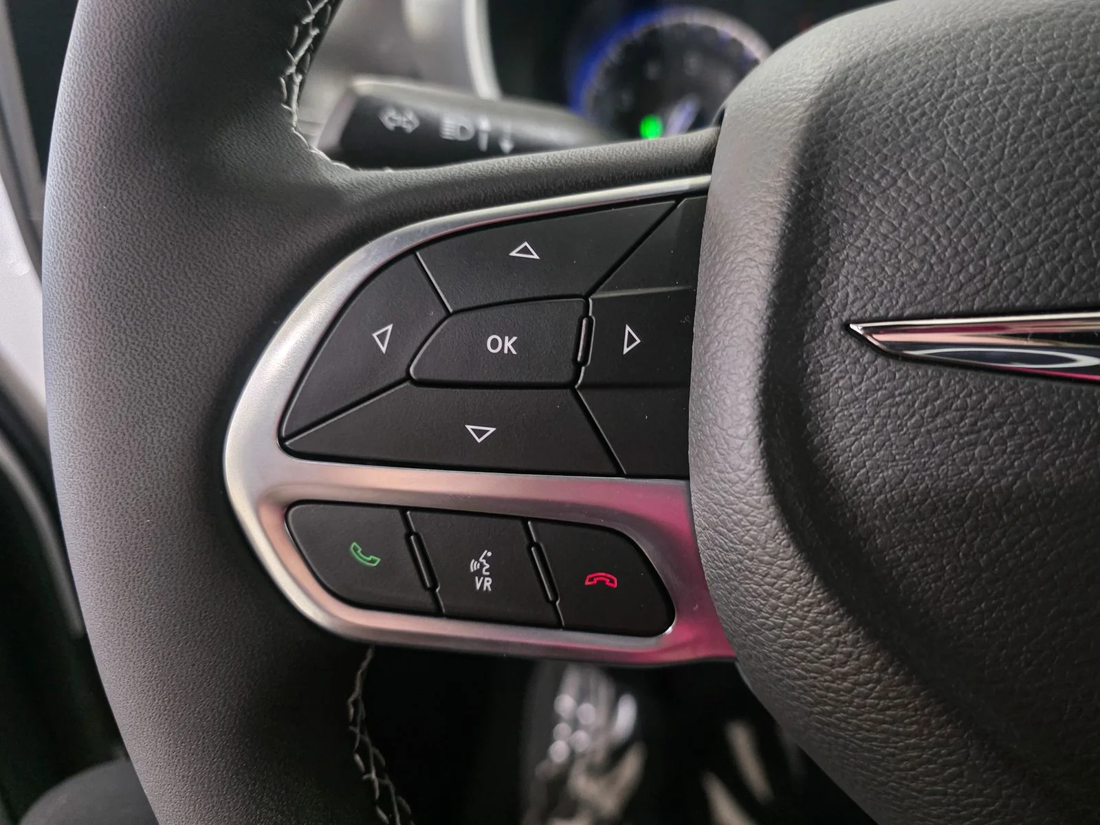 2026 Chrysler Pacifica Select - Photo 38