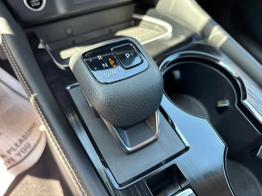 Used 2023 Gray Nissan Platinum image 30