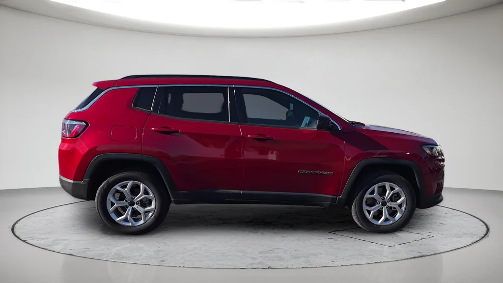 Used 2025 Red Jeep Latitude image 5