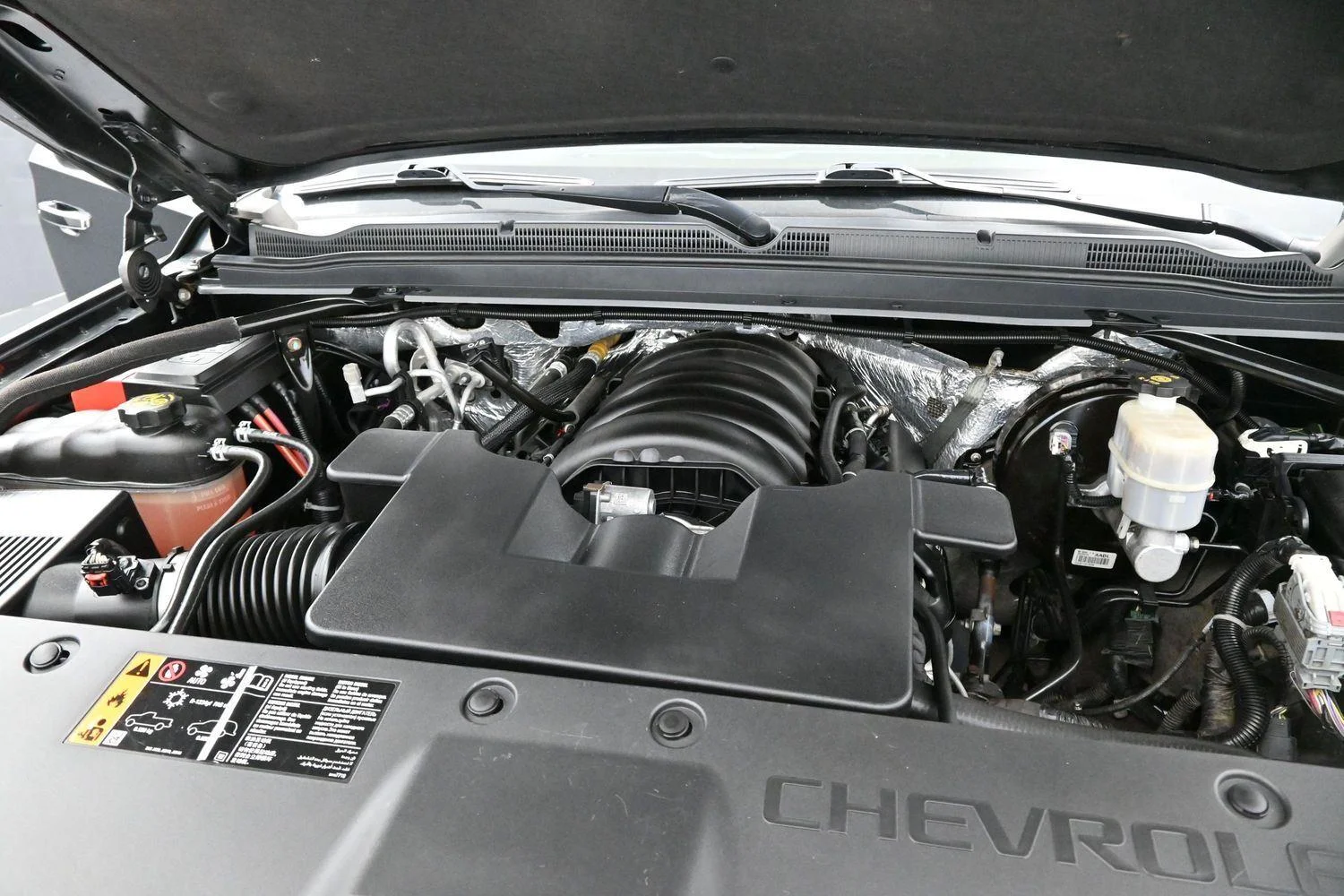 Used 2018 Black Chevrolet Premier image 37