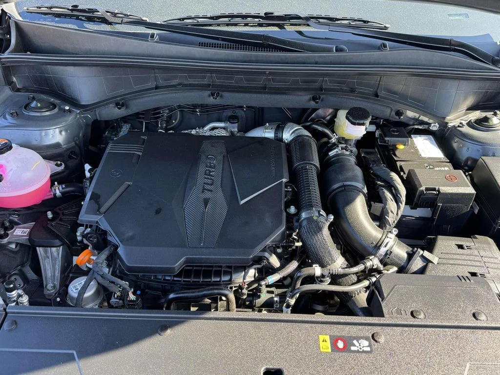Used 2025 Gray Kia SX image 13