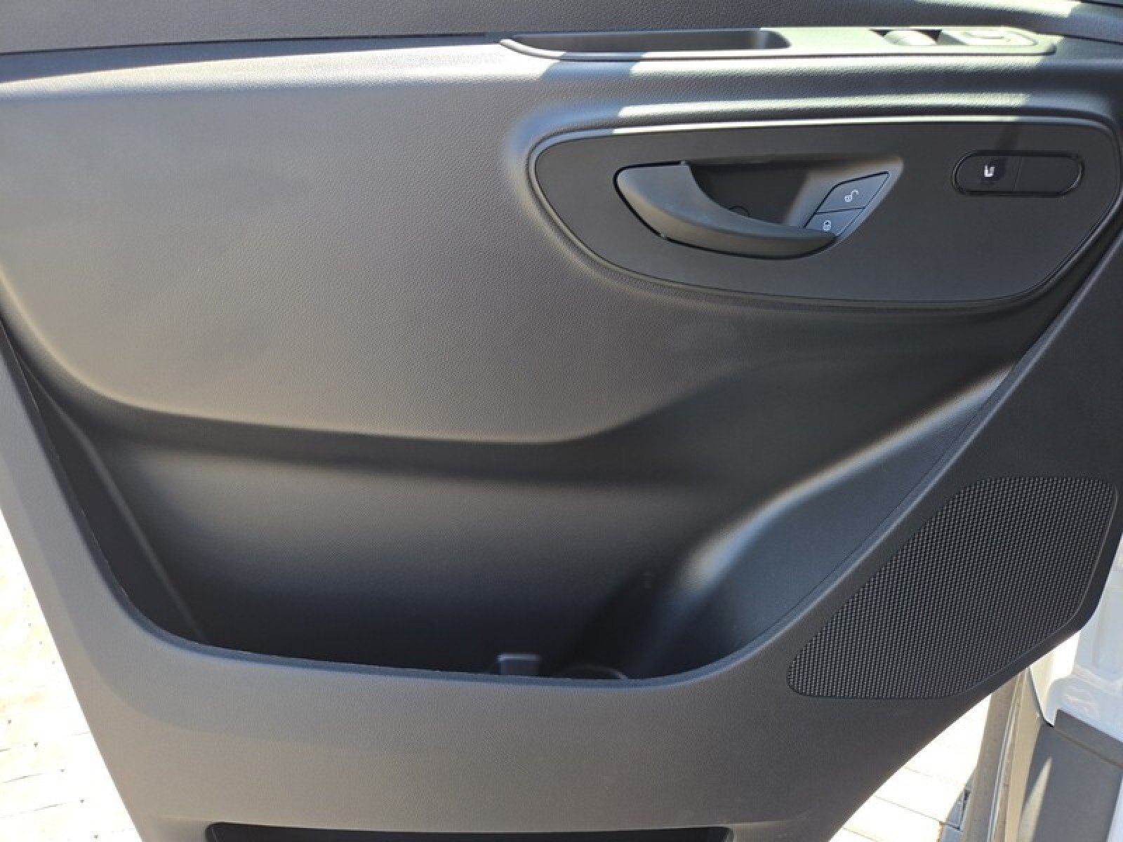 2025 Mercedes-Benz Sprinter Crew Van Base - Photo 23