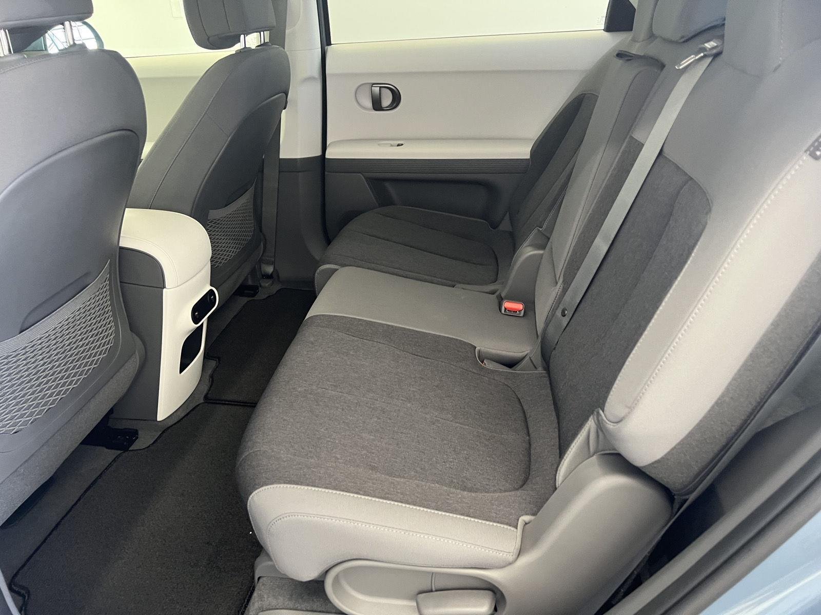 New 2026 Lucid Blue Hyundai SE image 28