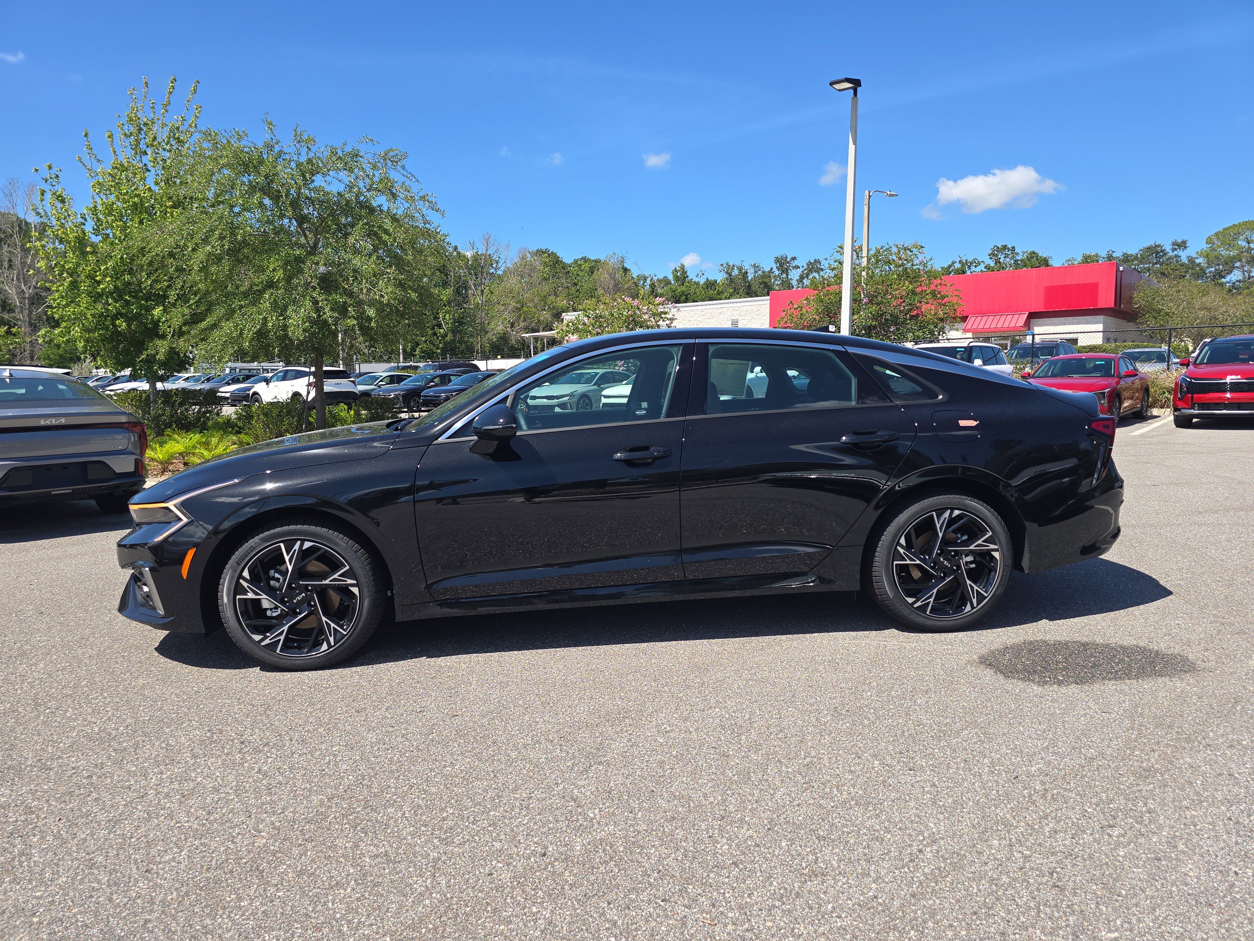 New 2026 Aurora Black Pearl Kia GT-Line FWD image 5