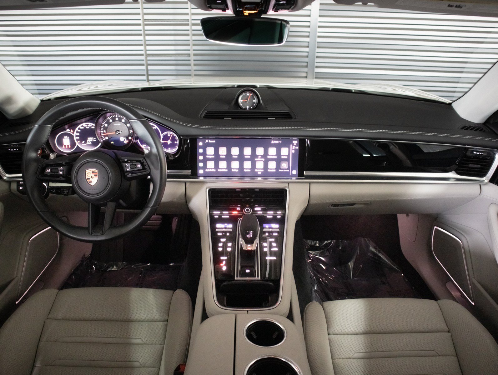 Certified Used 2023 White Porsche 4 image 14