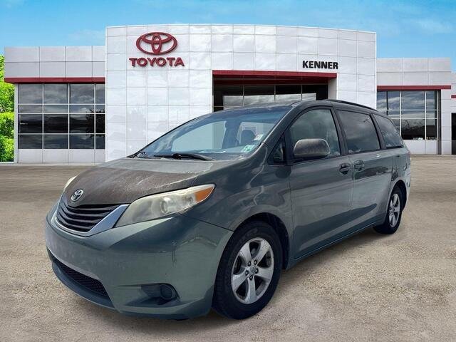 Used 2014 Cypress Pearl Toyota LE image 3