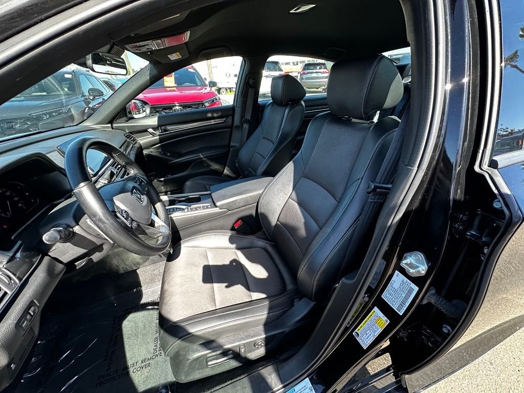 Used 2022  Honda Sport image 21