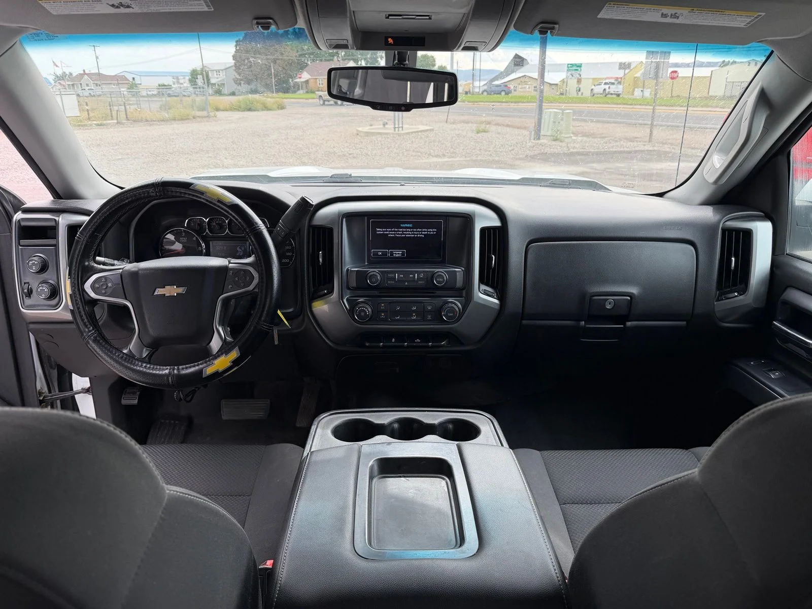 Used 2017 White Chevrolet LT image 13