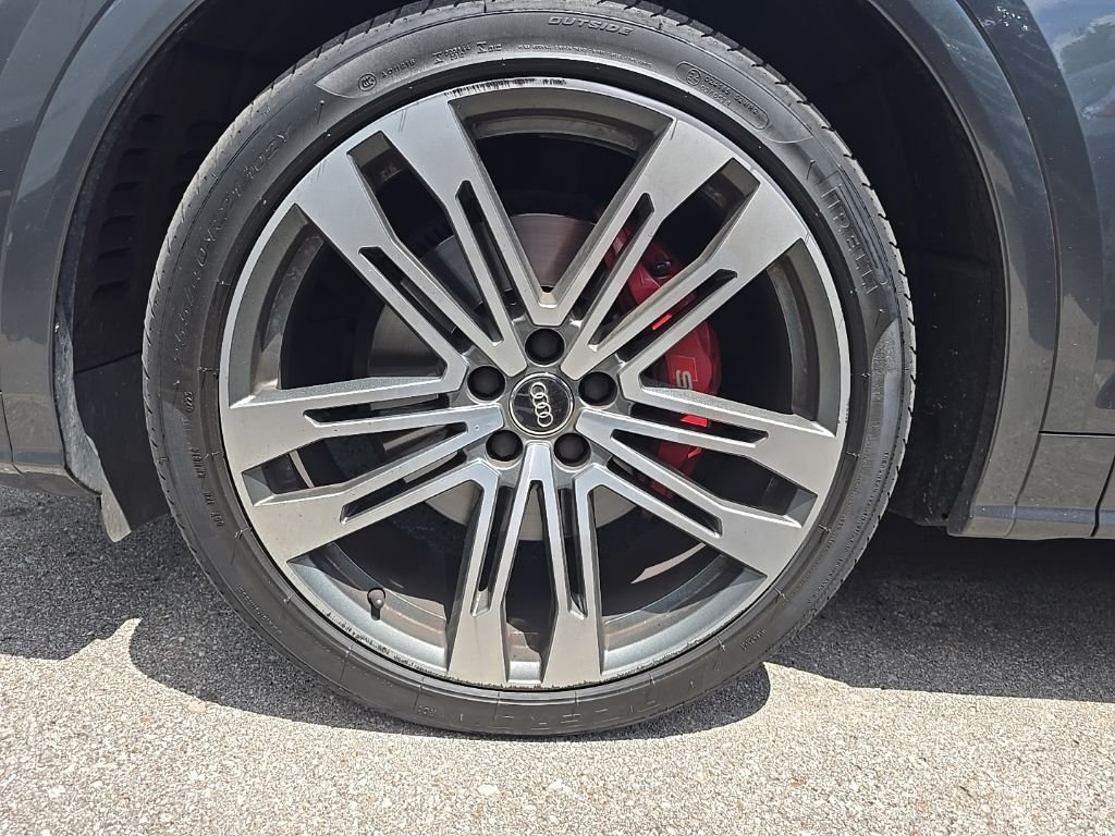 Used 2018 Gray Audi 3.0T Prestige image 10