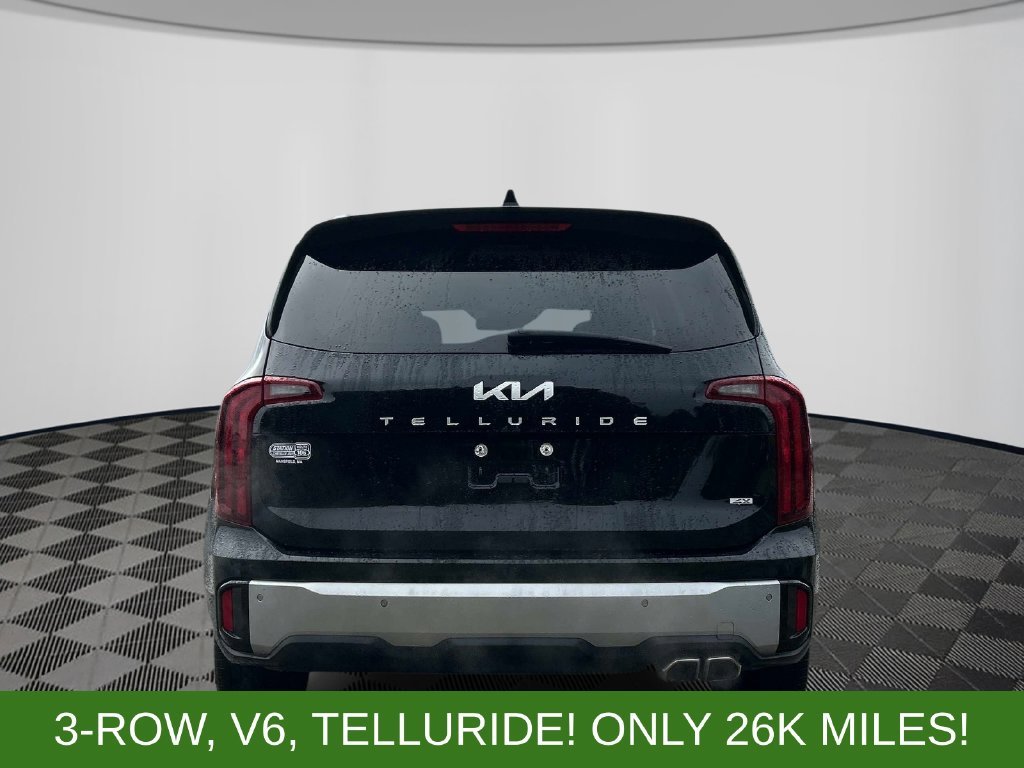 Used 2024 Black Kia S image 4