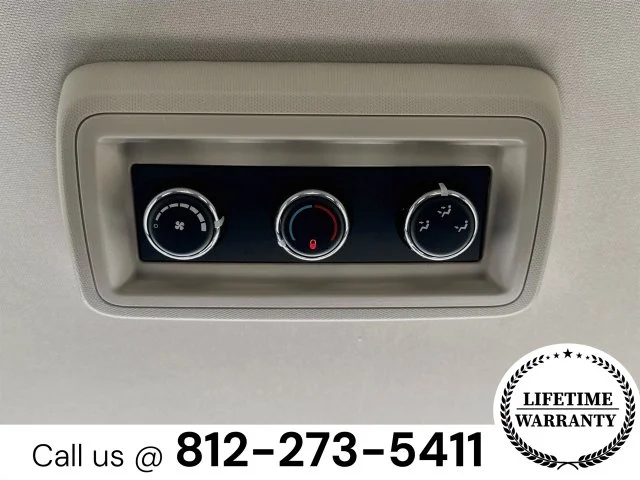 Used 2016 Silver Dodge SE image 22