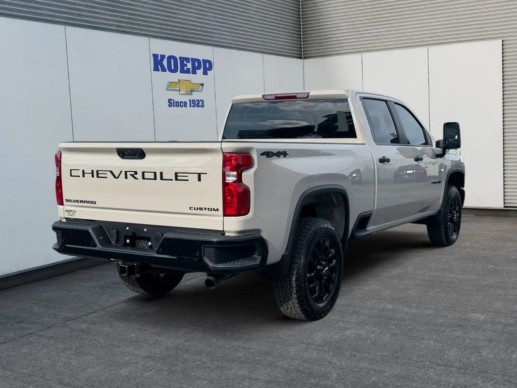 New 2026 White Sands Chevrolet Custom image 5