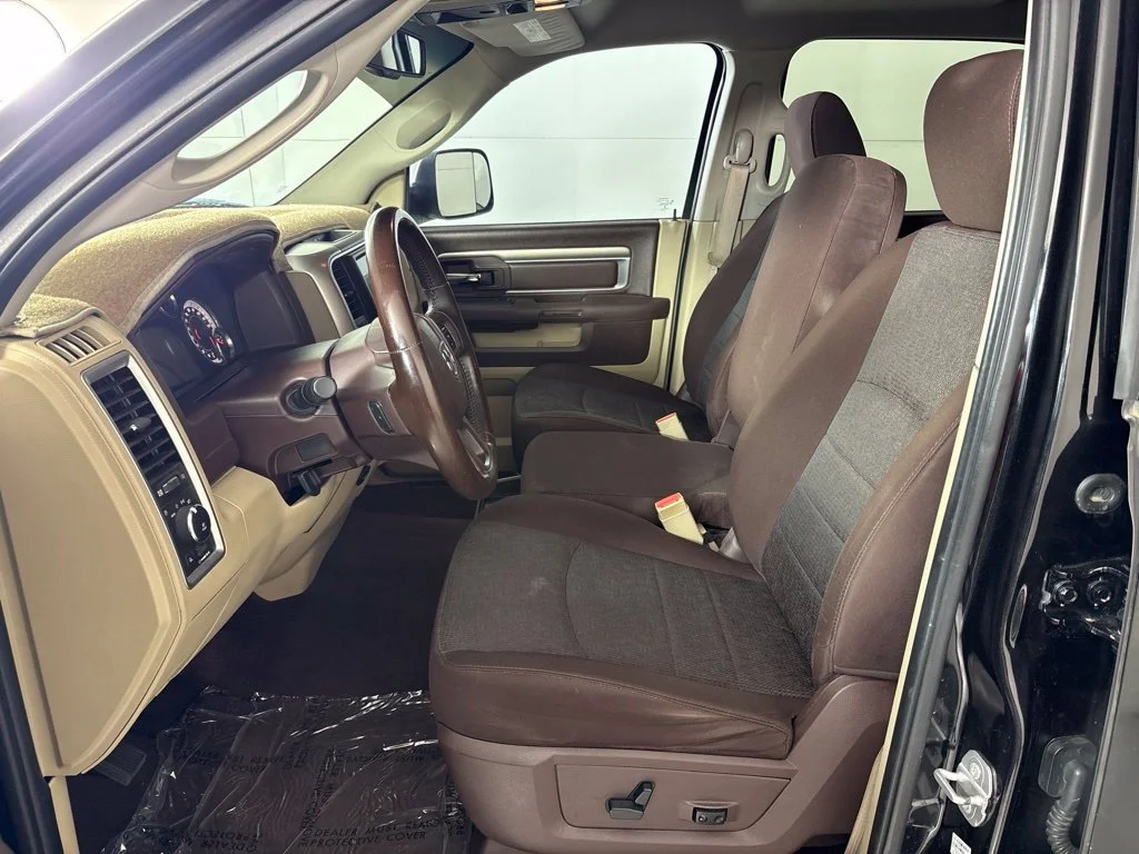 Used 2015 Black Ram Big Horn image 28