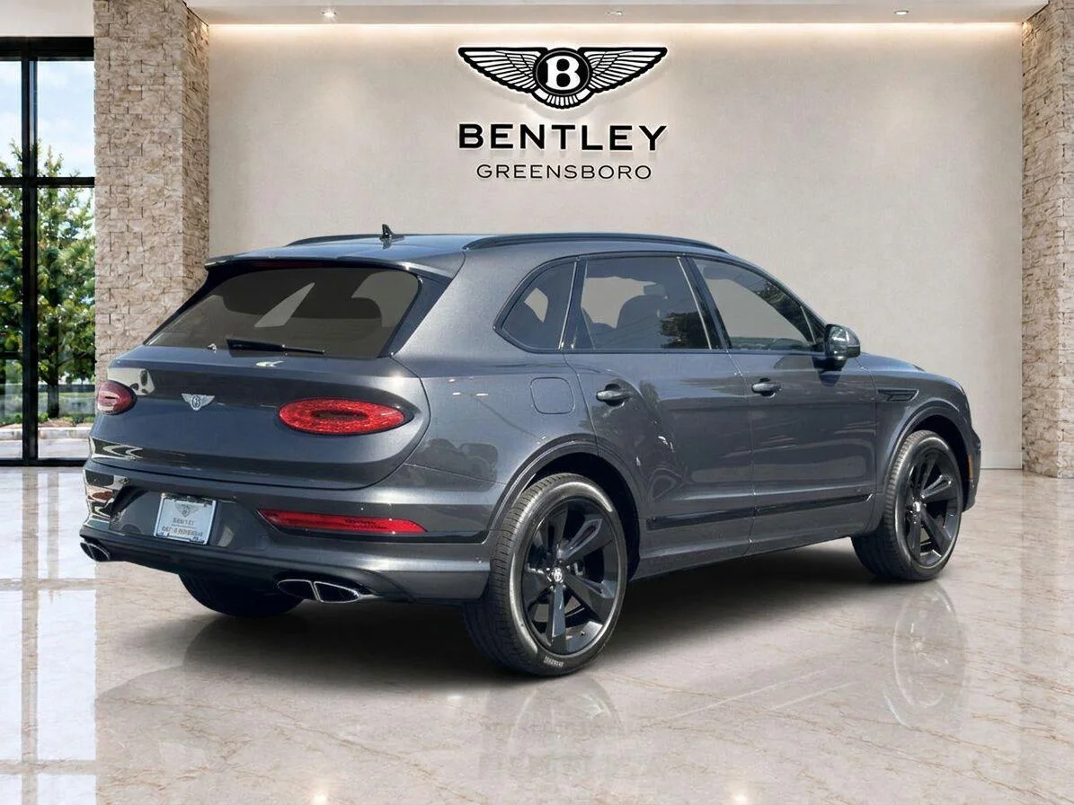 Certified Used 2022  Bentley V8 image 8