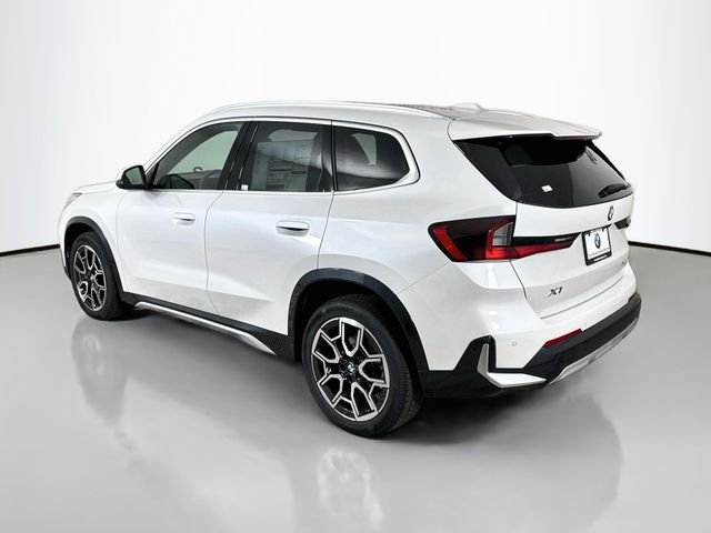 New 2026 White Metallic BMW xDrive28i image 5